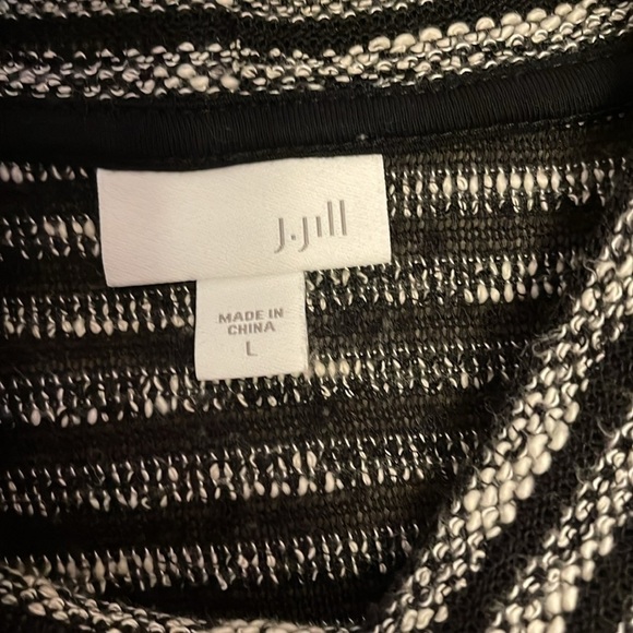 J Jill Tunic Top Womens L Cowl Neck Long Sleeve black and white weave design. - Picture 9 of 11